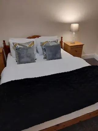 Entire Two Bedroom House In